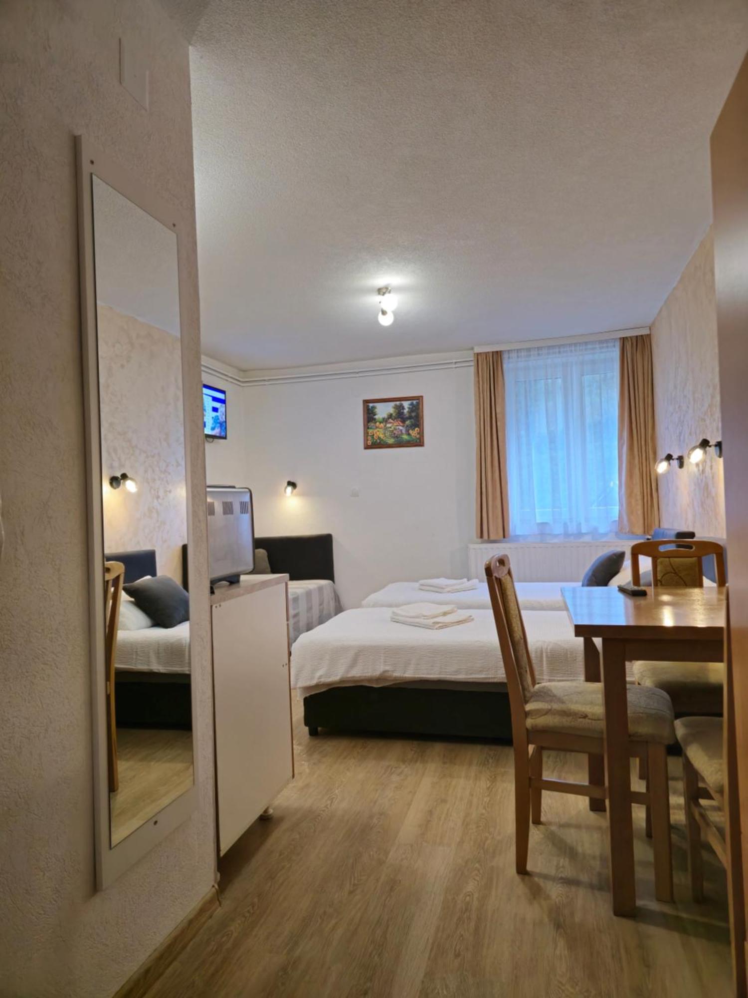 Apartments Tatic โคเปานิก ภายนอก รูปภาพ